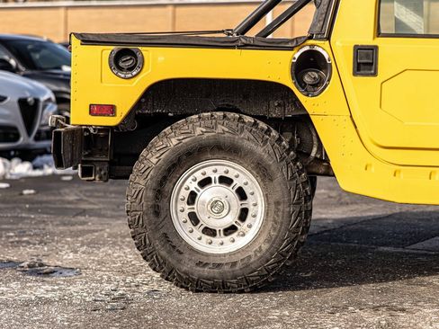 Used 2003 HUMMER H1 Open Top image 13