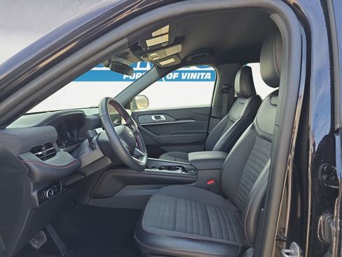Used 2025 Ford Explorer ST-Line AWD/4WD image 9