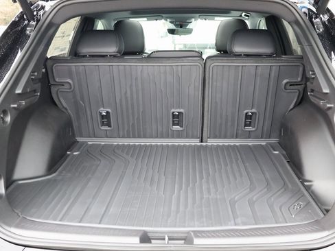 New 2026 Chevrolet Equinox EV LT image 29