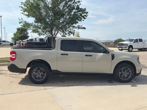 Used 2025 Ford Maverick XLT w/ XLT Luxury Package image 10