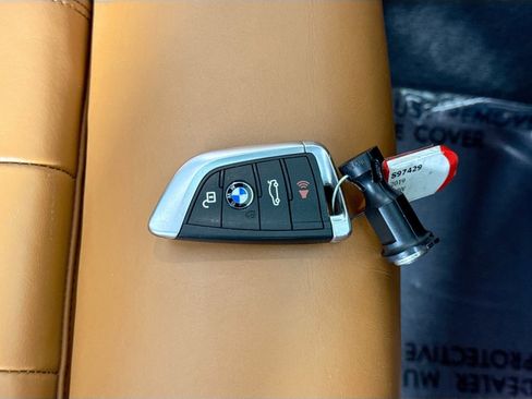 Used 2019 BMW X6 sDrive35i w/ M Sport Package image 42