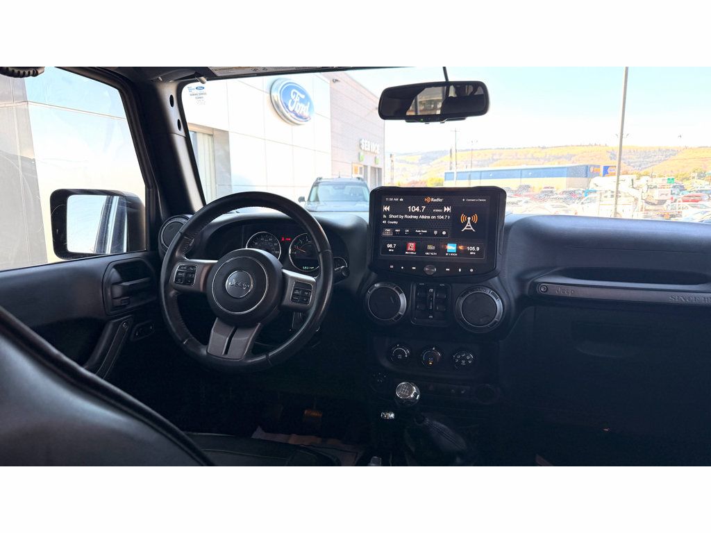 Used 2017 Jeep Wrangler Unlimited Sport AWD/4WD image 13