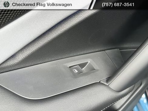 New 2026 Volkswagen Tiguan SE R-Line FWD image 25