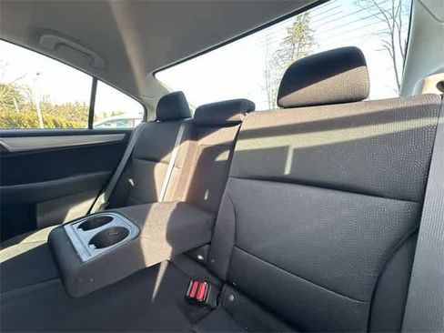 Used 2016 Subaru Legacy 2.5i Premium image 14