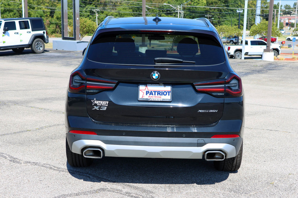 Used 2023 BMW X3 xDrive30i AWD/4WD image 4