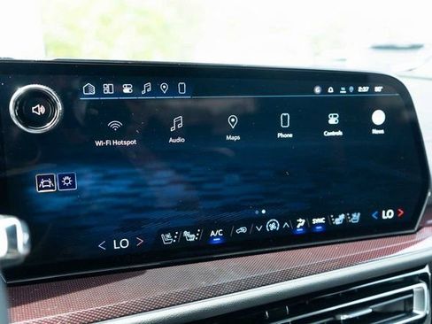 New 2026 Chevrolet Traverse RS image 22