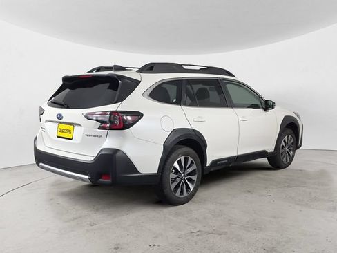 Certified 2025 Subaru Outback Limited AWD/4WD image 5