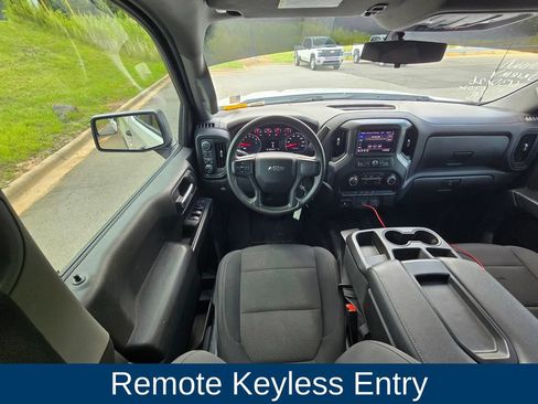 Used 2021 Chevrolet Silverado 1500 Custom Trail Boss w/ LPO, Dark Essentials Package AWD/4WD image 16