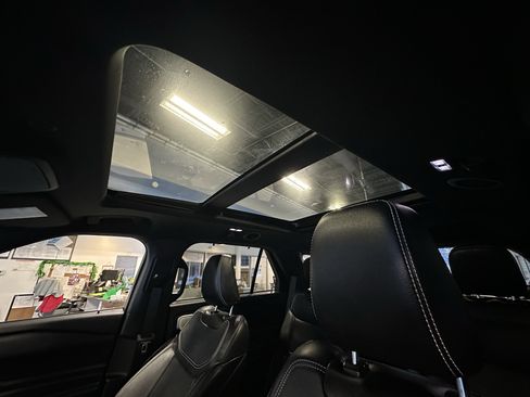 Used 2021 Ford Explorer ST w/ Equipment Group 401A image 19