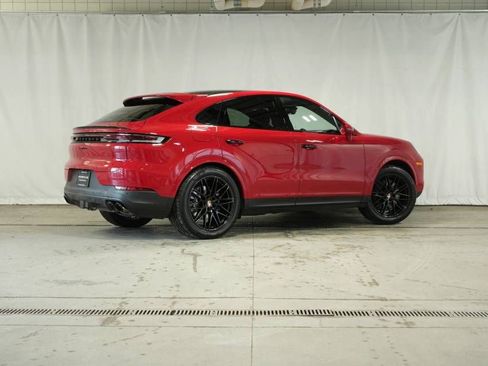 New 2026 Porsche Cayenne Coupe AWD/4WD image 7