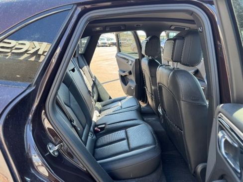 Used 2017 Porsche Macan S image 12