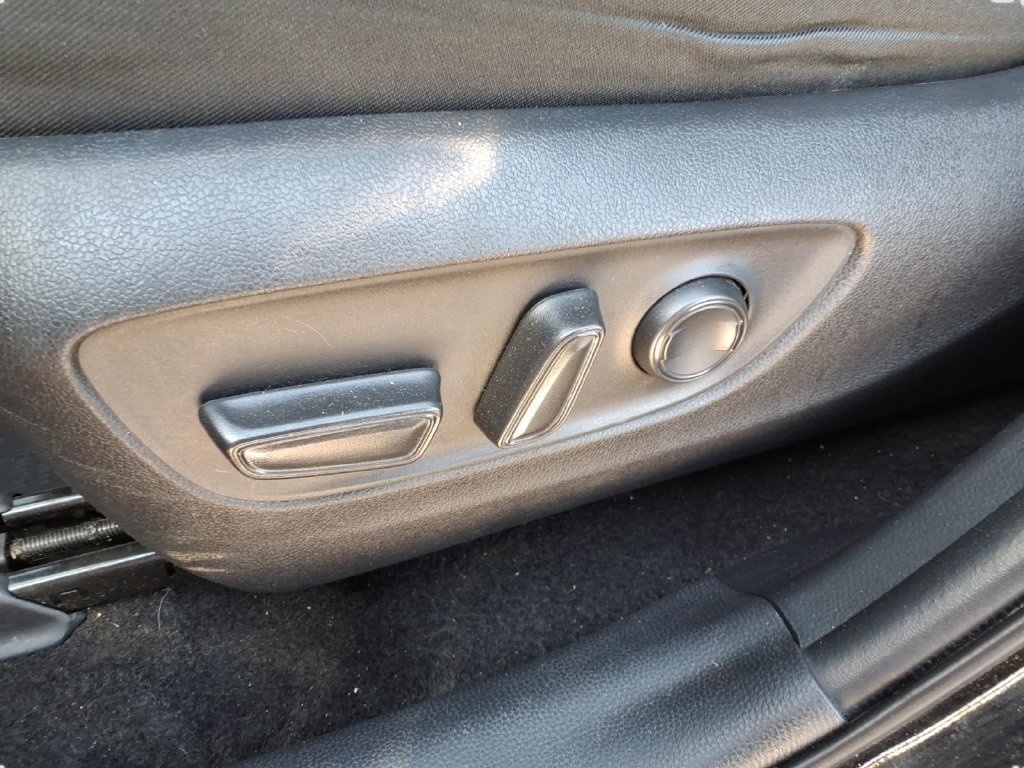 Used 2023 Toyota RAV4 XLE FWD image 15