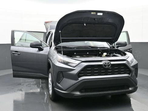 Used 2025 Toyota RAV4 LE image 48