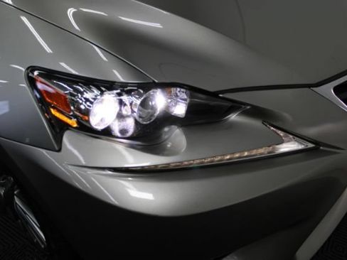 Used 2015 Lexus IS 250 w/ Navigation System Package RWD image 26