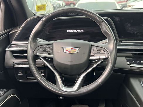 Used 2022 Cadillac Escalade ESV Sport image 15