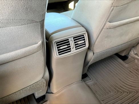 Used 2014 Nissan Rogue SV w/ SV Premium Package image 24