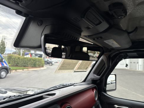 Certified 2020 Jeep Gladiator Rubicon image 27