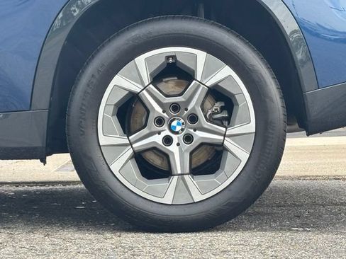 Used 2024 BMW X1 xDrive28i w/ Convenience Package AWD/4WD image 4