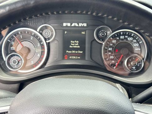 Used 2024 RAM 3500 Big Horn AWD/4WD image 24