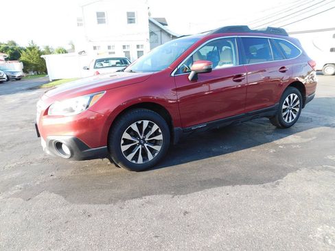 Used 2017 Subaru Outback 2.5i Limited AWD/4WD image 29