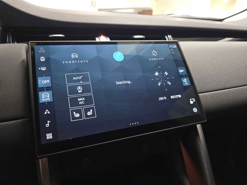 Certified 2025 Land Rover Discovery Sport S image 27