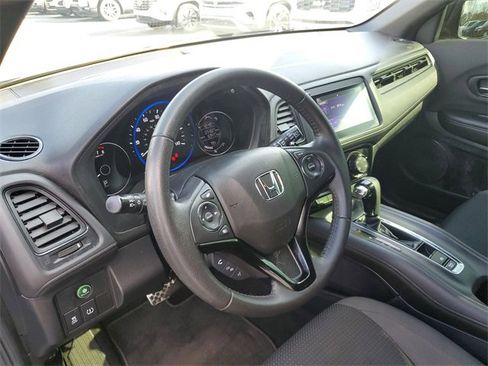 Used 2022 Honda HR-V Sport image 18