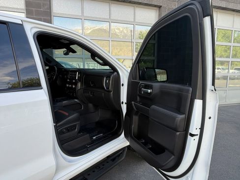 Used 2020 GMC Sierra 1500 AT4 w/ Off-Road Performance Package AWD/4WD image 43