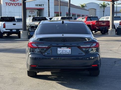 Used 2025 Toyota Camry XLE FWD image 7