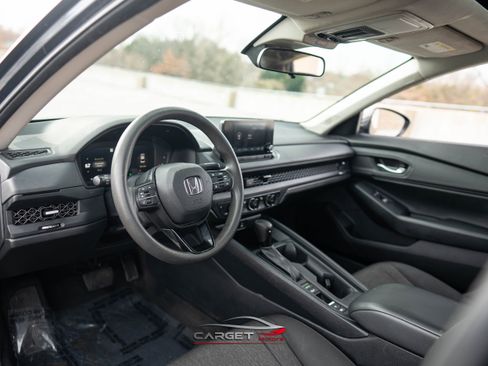 Used 2023 Honda Accord EX image 13