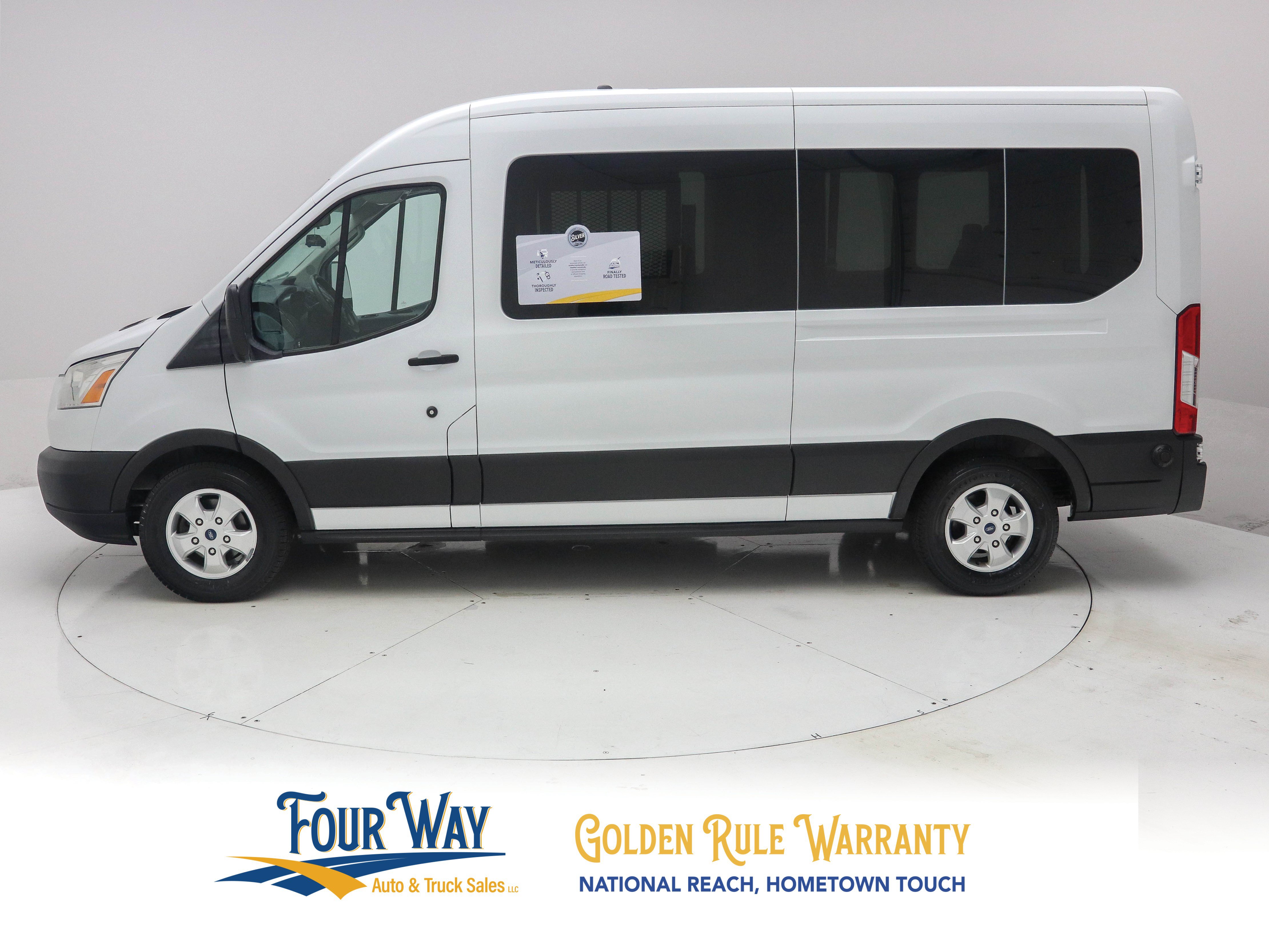 Used 2019 Ford Transit 350 XLT RWD image 8