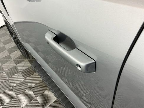 Used 2024 Ford F150 Lariat w/ Equipment Group 502A High image 13