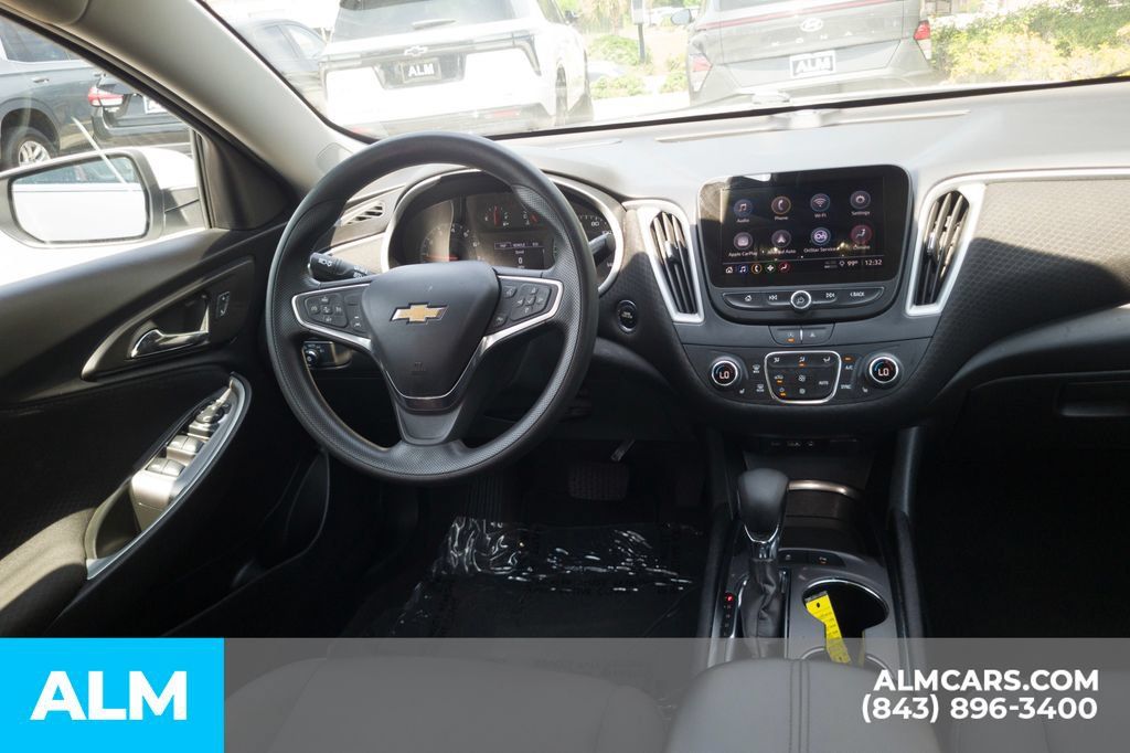 Used 2024 Chevrolet Malibu LT FWD image 20