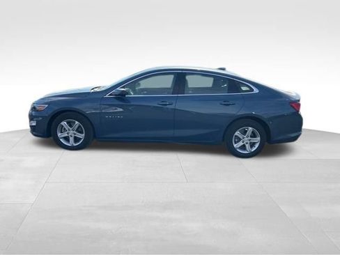 Used 2024 Chevrolet Malibu LT image 4