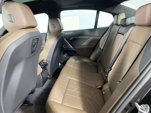 New 2026 BMW 530i xDrive w/ Premium Package image 18