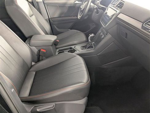 Used 2024 Volkswagen Tiguan Wolfsburg Edition image 35