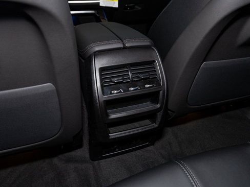 New 2026 BMW X5 xDrive50e w/ Premium Package image 36