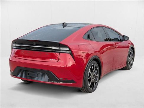 New 2025 Toyota Prius Plug-In Hybrid image 2