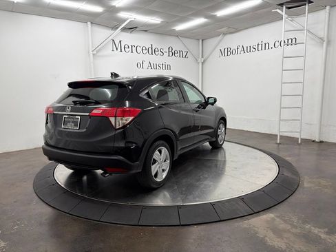 Used 2019 Honda HR-V EX-L image 7