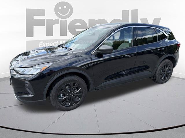 Used 2023 Ford Escape Active AWD/4WD image 2