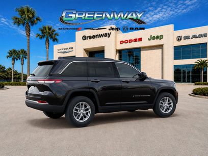 New 2025 Jeep Grand Cherokee Laredo