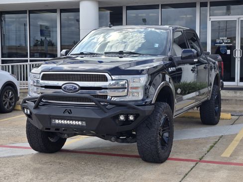 Used 2018 Ford F150 King Ranch w/ Equipment Group 601A Luxury AWD/4WD image 2