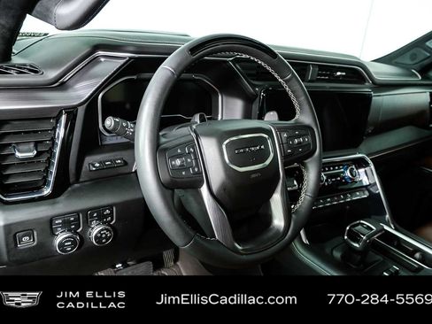 Used 2023 GMC Sierra 1500 Denali Ultimate AWD/4WD image 4