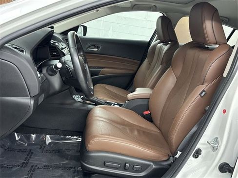 Used 2022 Acura ILX w/ Premium Package image 3