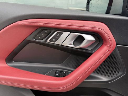 Used 2023 BMW 230i Coupe w/ Premium Package image 7