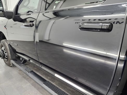 Used 2024 RAM 3500 Laramie w/ Night Edition image 38