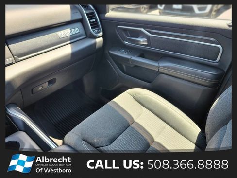 Used 2019 RAM 1500 Big Horn AWD/4WD image 15