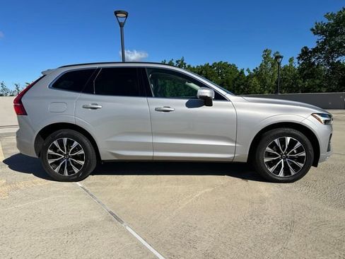 Certified 2023 Volvo XC60 B5 Core w/ Climate Package AWD/4WD image 10