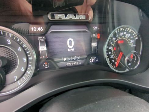 Used 2023 RAM 1500 Laramie AWD/4WD image 16