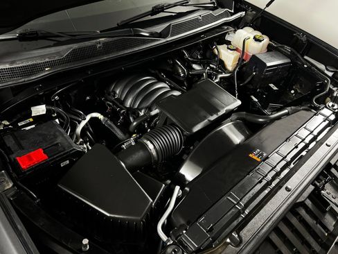 Used 2025 Chevrolet Silverado 2500 LTZ AWD/4WD image 9