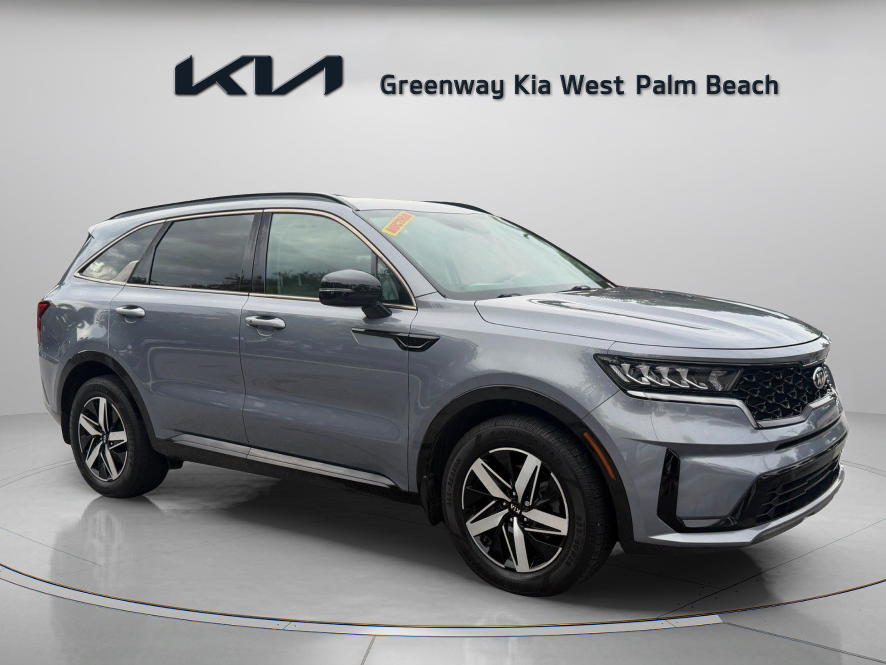 Used 2021 Kia Sorento S FWD image 1